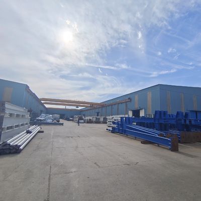Xưởng xây dựng thép cửa sổ PVC Xưởng đóng thép tùy chỉnh