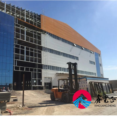 Xưởng xây dựng thép với kết nối cọc phần C