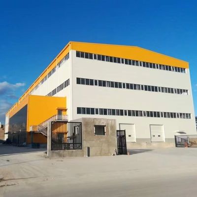 Q355B Nhà thép chế tạo sẵn Khách hàng kho thép chế tạo sẵn