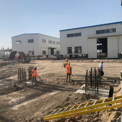 Q355B Nhà thép chế tạo sẵn Khách hàng kho thép chế tạo sẵn