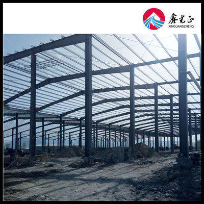 Các cột cán nóng / hình dạng lạnh Xây dựng kho hàng tiền chế Bảng bánh sandwich Bọc thép tấm cho xây dựng bền