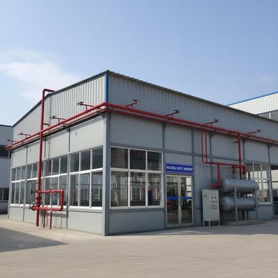 Xưởng thép chống cháy bao gồm hệ thống bảo vệ cháy tùy chọn được thiết kế để đáp ứng các tiêu chuẩn an toàn công nghiệp nghiêm ngặt