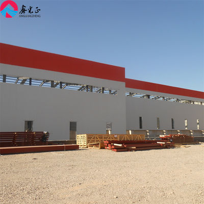Cấu trúc thép dài bền vững hiện đại Xưởng lớn cho tòa nhà công nghiệp với cách điện